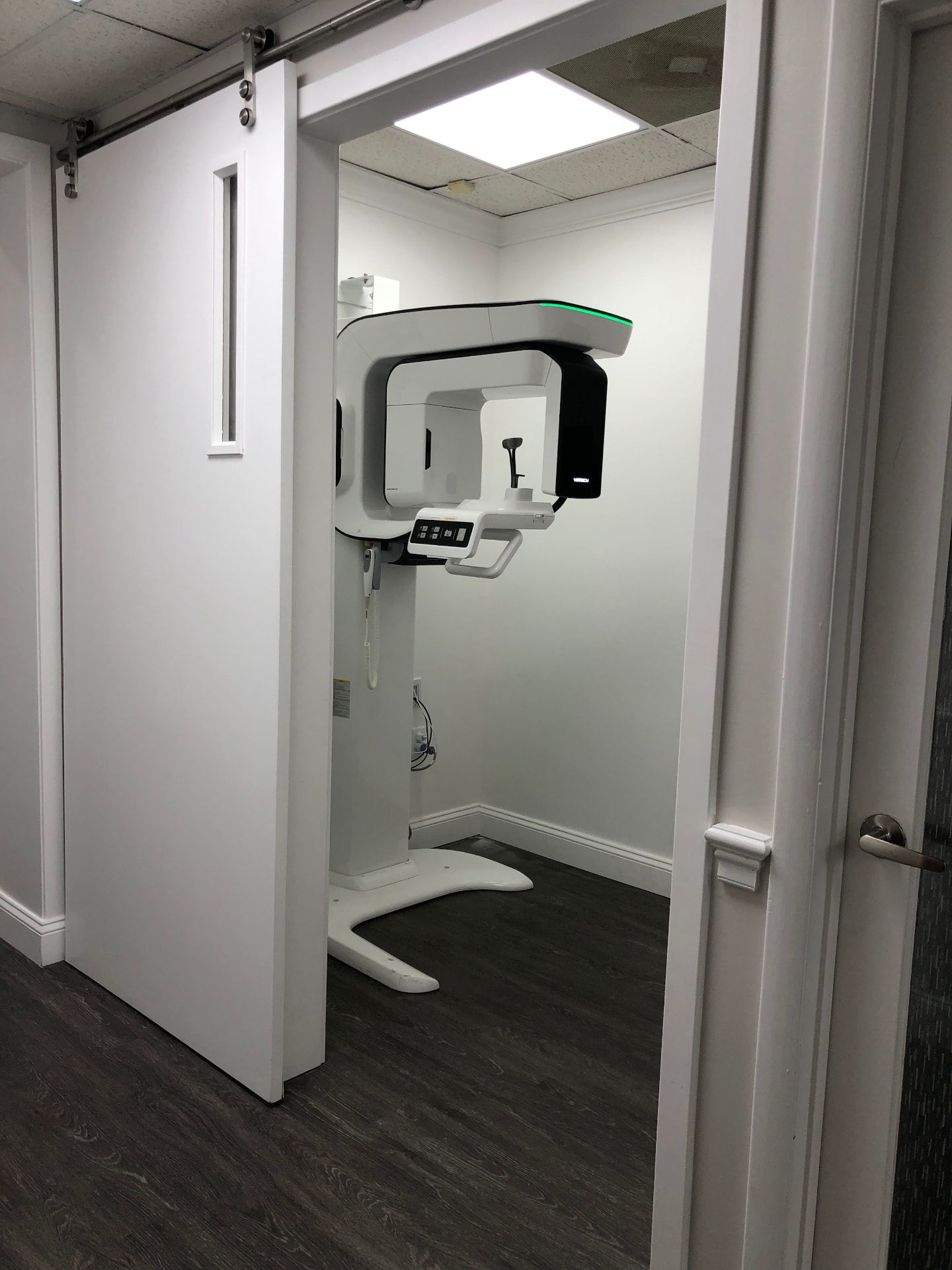 Our CBCT 3D imaging scanner in its dedicated imaging room
